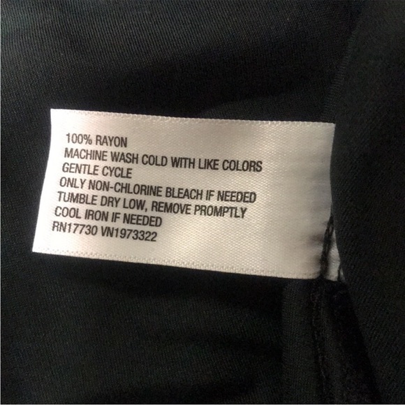 🆕 Wild Fable Elegant Black Satin Women's Pull On Midi Skirt Var Sizes | NWT - Picture 3 of 5